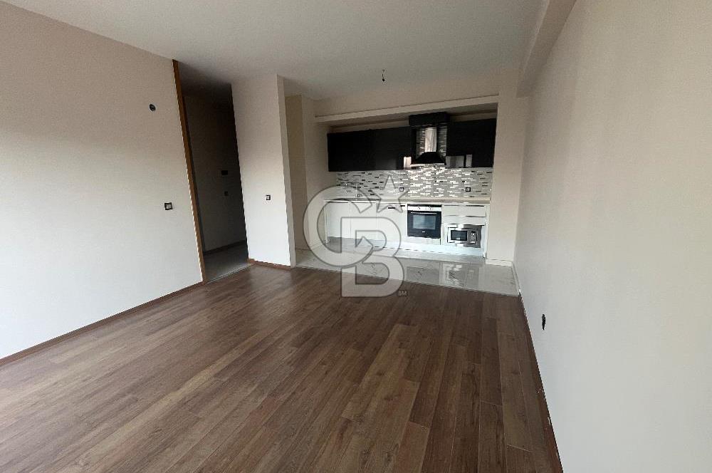 Park Yaşam Ataşehir Sitesinde Havuz Manzaralı Kiralık 2+1 Daire