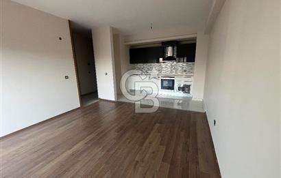 Park Yaşam Ataşehir Sitesinde Havuz Manzaralı Kiralık 2+1 Daire