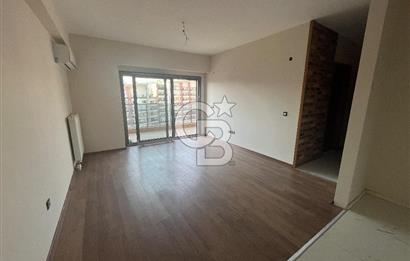 Park Yaşam Ataşehir Sitesinde Havuz Manzaralı Kiralık 2+1 Daire
