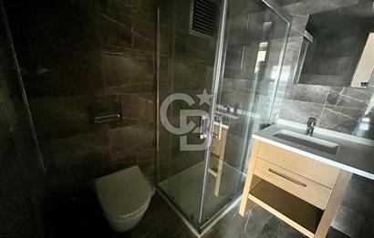 Park Yaşam Ataşehir Sitesinde Havuz Manzaralı Kiralık 2+1 Daire
