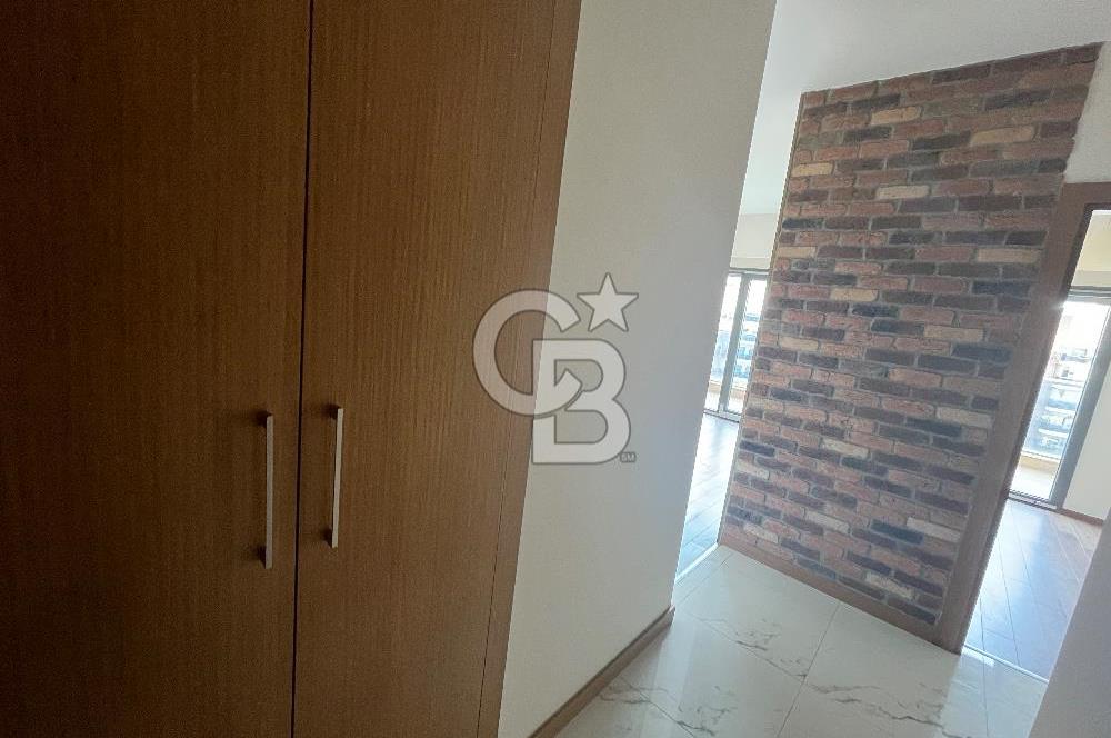 Park Yaşam Ataşehir Sitesinde Havuz Manzaralı Kiralık 2+1 Daire