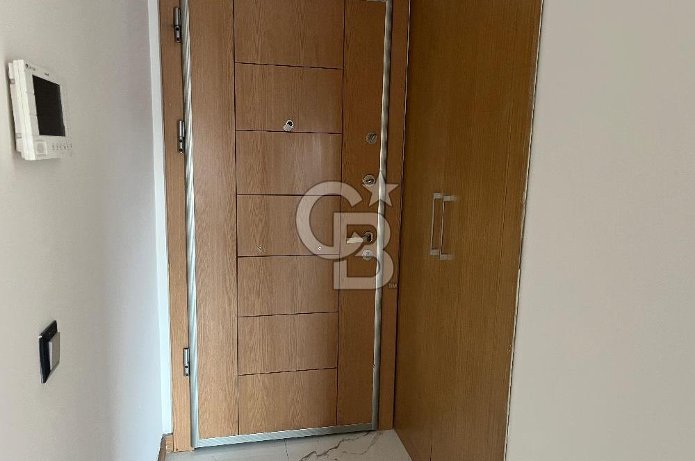 Park Yaşam Ataşehir Sitesinde Havuz Manzaralı Kiralık 2+1 Daire