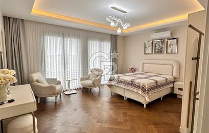 USKUMRUKÖY’DE BUTİK SİTE İÇİNDE SIFIR, FUL EŞYALI 4+1 LÜKS VİLLA