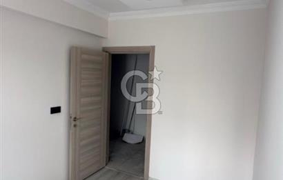 EVONADAN MURADİYE İSTASYON CADDESİNDE 2+1 DAİRE