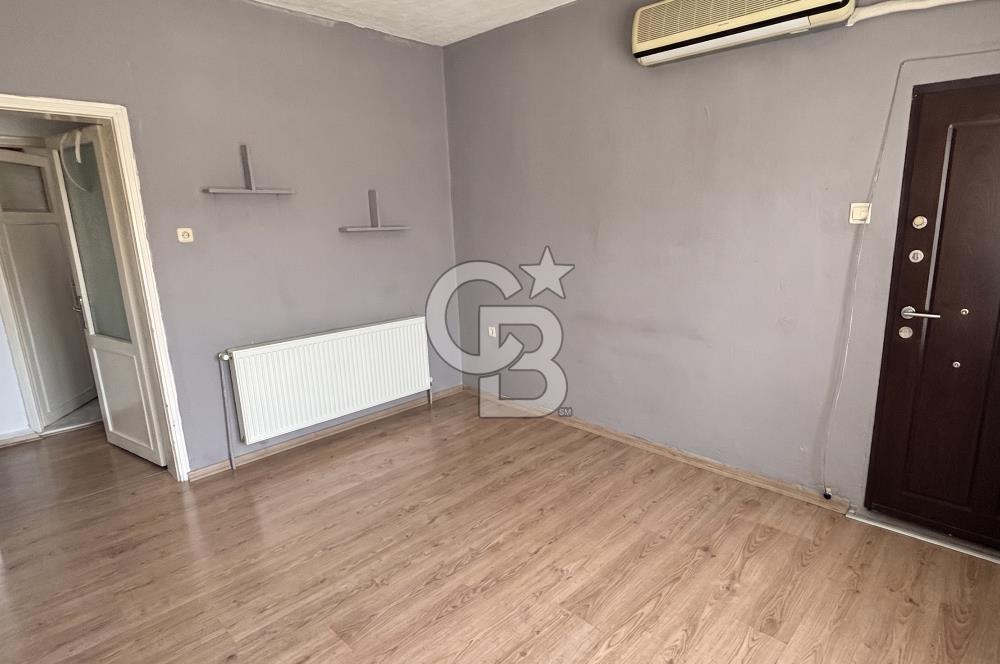 BUCA YİĞİTLER MAHALLESİ TERASLI SATILIK 2+1 DAİRE