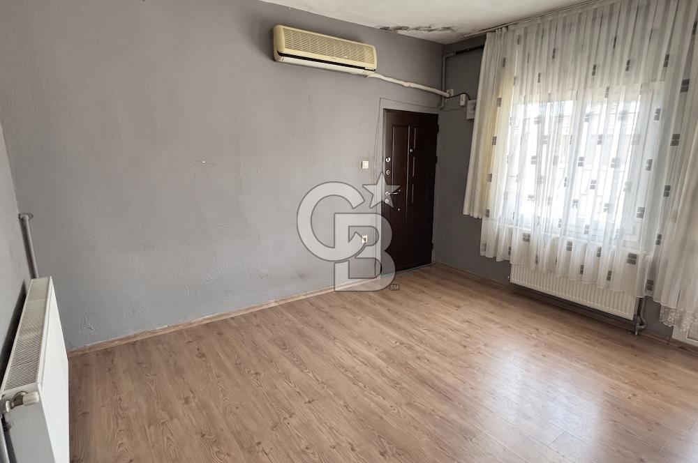 BUCA YİĞİTLER MAHALLESİ TERASLI SATILIK 2+1 DAİRE