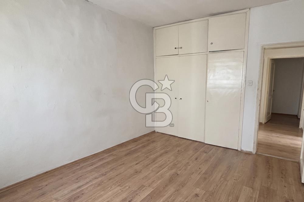 BUCA YİĞİTLER MAHALLESİ TERASLI SATILIK 2+1 DAİRE