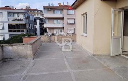 BUCA YİĞİTLER MAHALLESİ TERASLI SATILIK 2+1 DAİRE