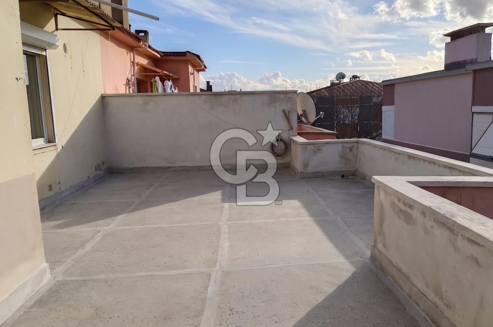 BUCA YİĞİTLER MAHALLESİ TERASLI SATILIK 2+1 DAİRE