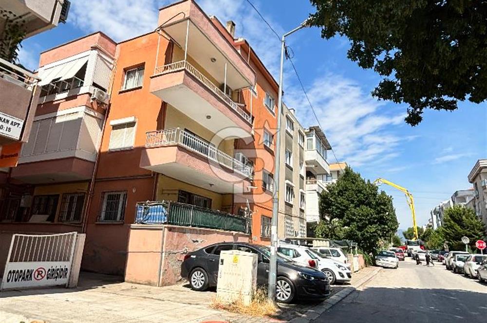 BUCA YİĞİTLER MAHALLESİ TERASLI SATILIK 2+1 DAİRE