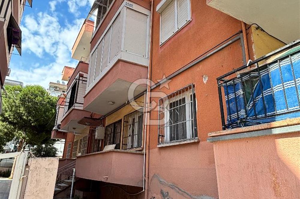BUCA YİĞİTLER MAHALLESİ TERASLI SATILIK 2+1 DAİRE