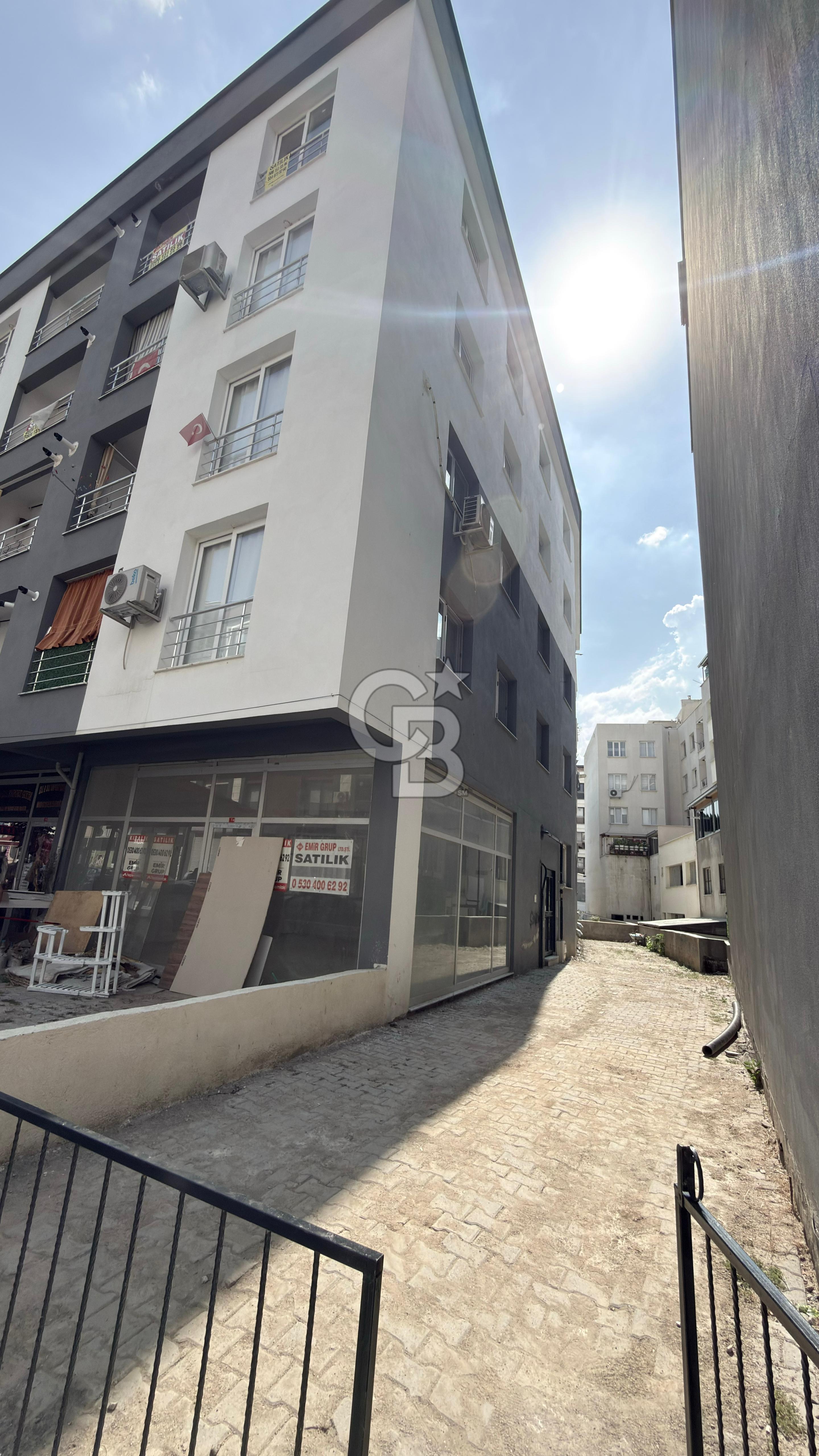 EVONADAN MURADİYE İSTASYON CADDESİNDE 2+1 DAİRE
