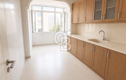 YOMRA'DA CADDE ÜZERİNDE SATILIK 3+1 DAİRE