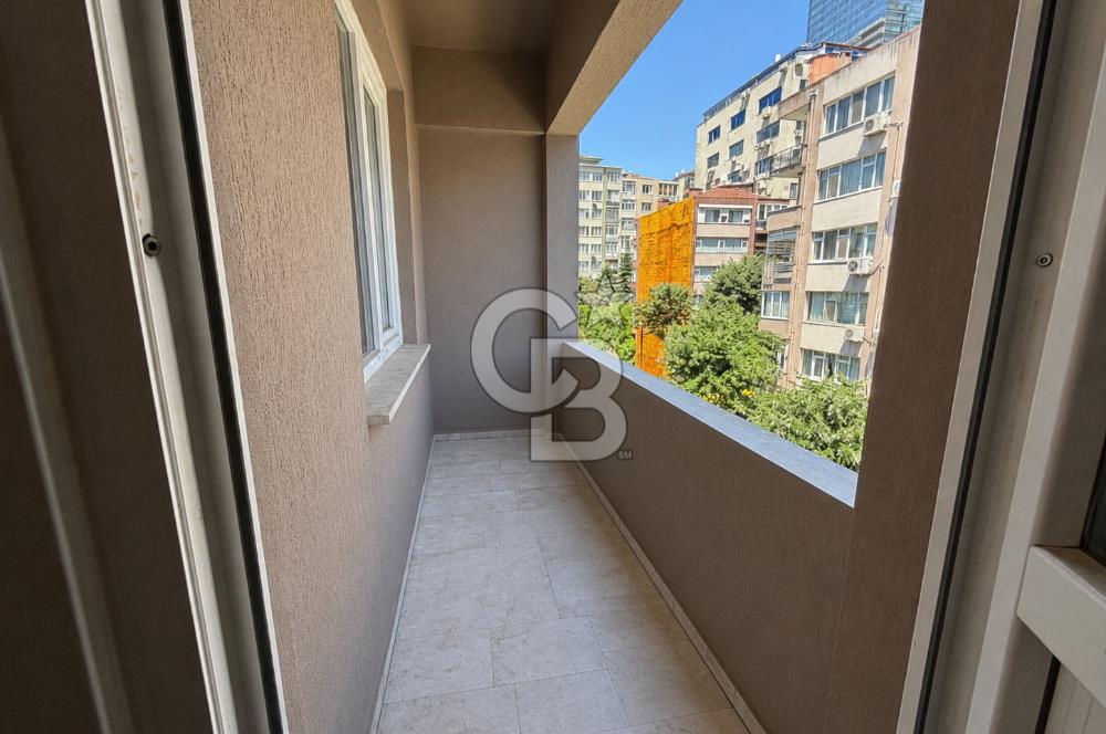 BEŞİKTAŞ,GAYRETTEPE, ŞENOL SOKAK'TA 3+1 120 M2 BALKONLU DAİRE