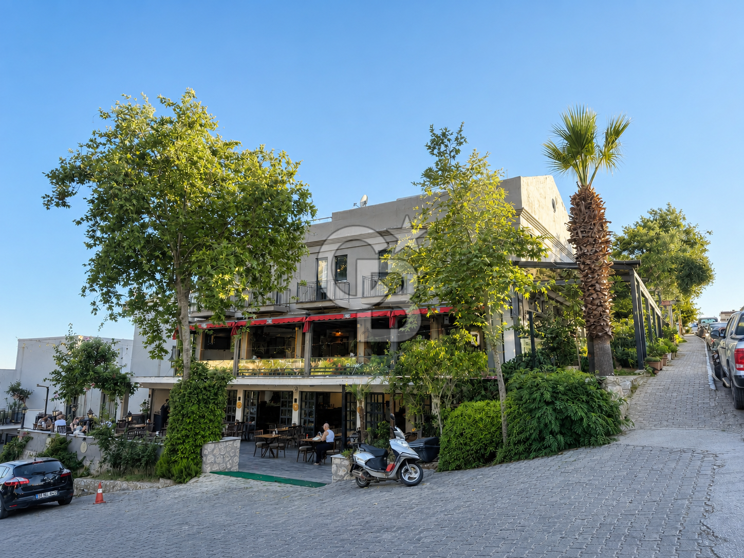 Kalkanda 530 M2 Kapalı Alanlı 3 Katlı Satılık Ticari Ve Konut Kullanımlı Bina