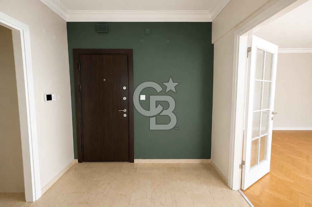 BEŞİKTAŞ,GAYRETTEPE, ŞENOL SOKAK'TA 3+1 120 M2 BALKONLU DAİRE