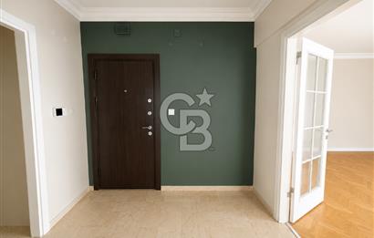 BEŞİKTAŞ,GAYRETTEPE, ŞENOL SOKAK'TA 3+1 120 M2 BALKONLU DAİRE