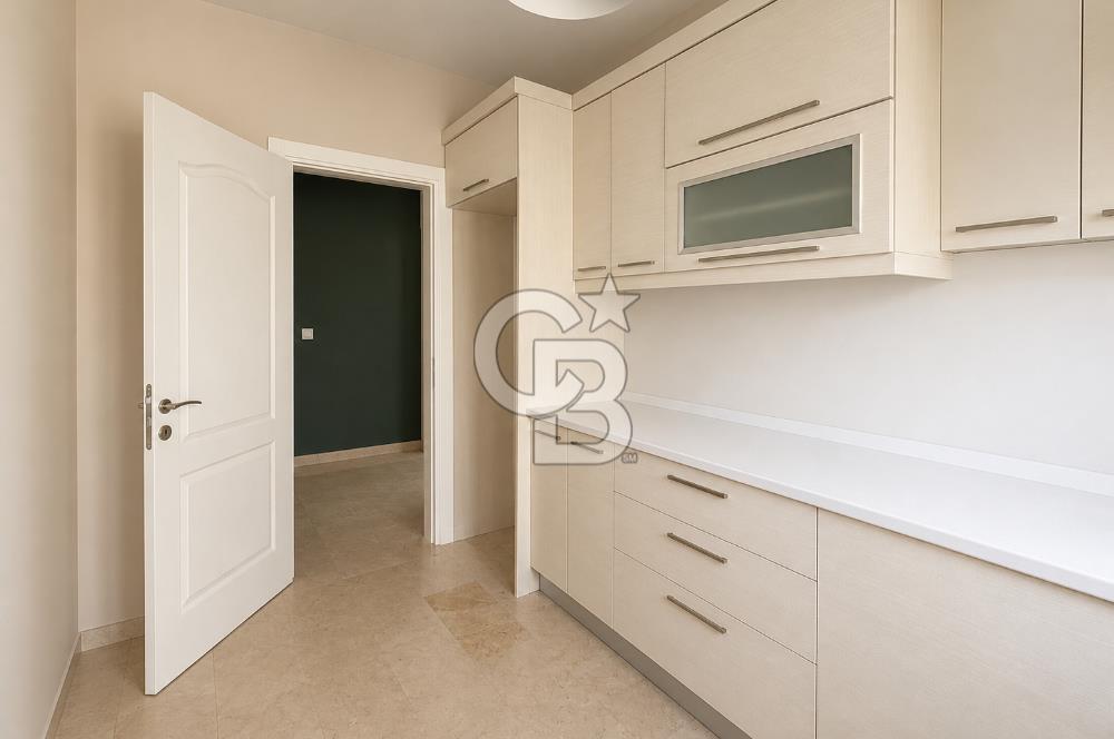 BEŞİKTAŞ,GAYRETTEPE, ŞENOL SOKAK'TA 3+1 120 M2 BALKONLU DAİRE