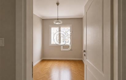 BEŞİKTAŞ,GAYRETTEPE, ŞENOL SOKAK'TA 3+1 120 M2 BALKONLU DAİRE