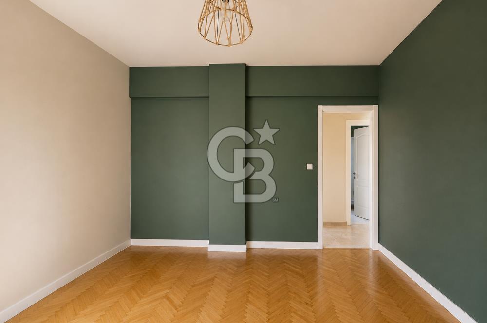 BEŞİKTAŞ,GAYRETTEPE, ŞENOL SOKAK'TA 3+1 120 M2 BALKONLU DAİRE