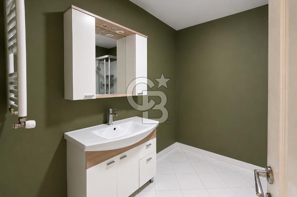 BEŞİKTAŞ,GAYRETTEPE, ŞENOL SOKAK'TA 3+1 120 M2 BALKONLU DAİRE