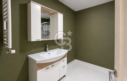 BEŞİKTAŞ,GAYRETTEPE, ŞENOL SOKAK'TA 3+1 120 M2 BALKONLU DAİRE
