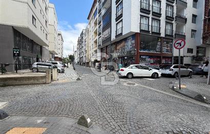 YOMRA MERKEZ'DE CADDE ÜZERİNDE SATILIK 3 ADET DÜKKAN