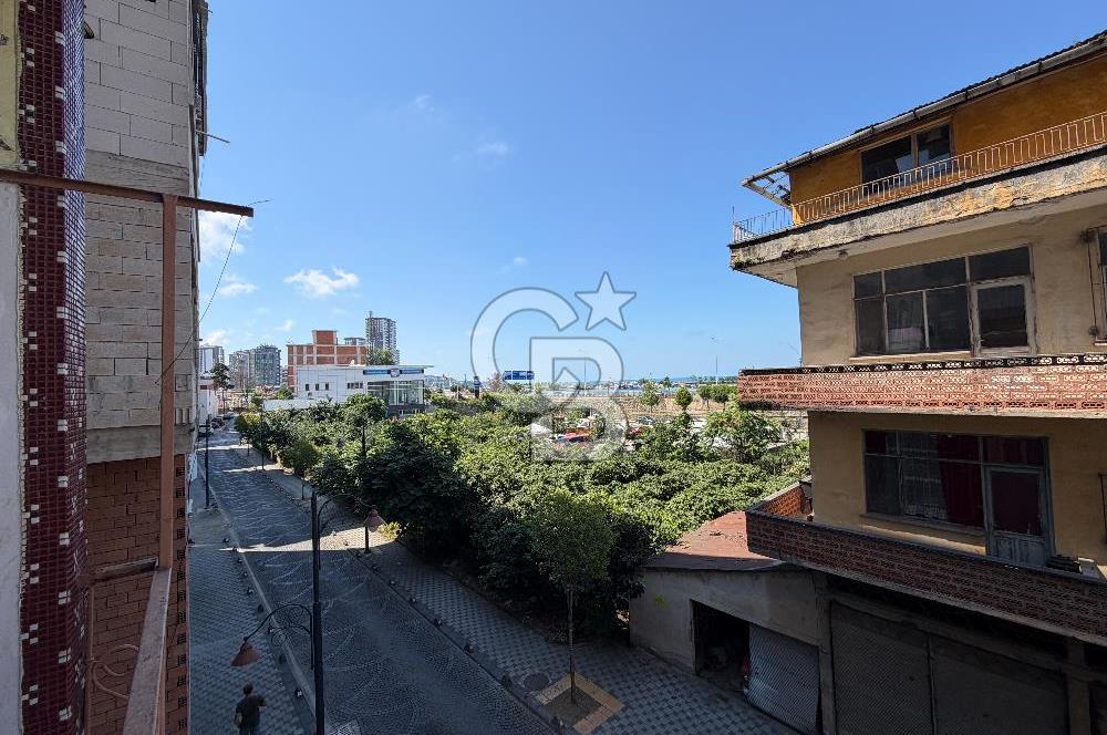 YOMRA SANCAK MAHALLESİNDE SATILIK 3+1 DAİRE
