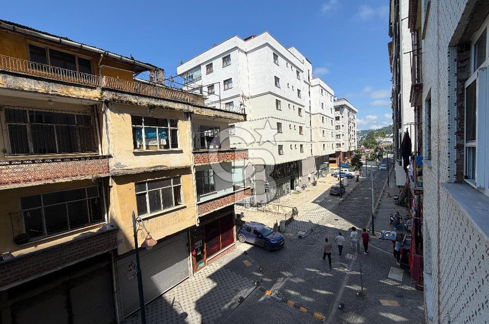 YOMRA SANCAK MAHALLESİNDE SATILIK 3+1 DAİRE