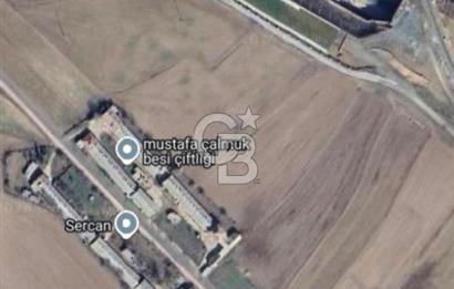 ELMADAĞ BAŞTAŞ ÇİMENTO KARŞISI Y.HIZLI TREN YOLU YANINDA TARLA
