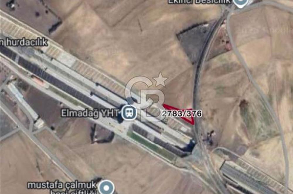 ELMADAĞ BAŞTAŞ ÇİMENTO KARŞISI Y.HIZLI TREN YOLU YANINDA TARLA