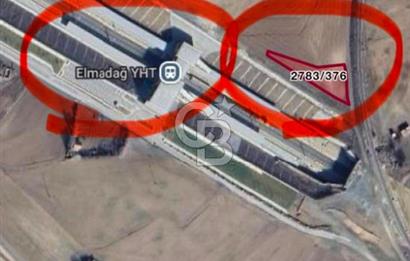 ELMADAĞ BAŞTAŞ ÇİMENTO KARŞISI Y.HIZLI TREN YOLU YANINDA TARLA