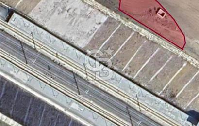 ELMADAĞ BAŞTAŞ ÇİMENTO KARŞISI Y.HIZLI TREN YOLU YANINDA TARLA
