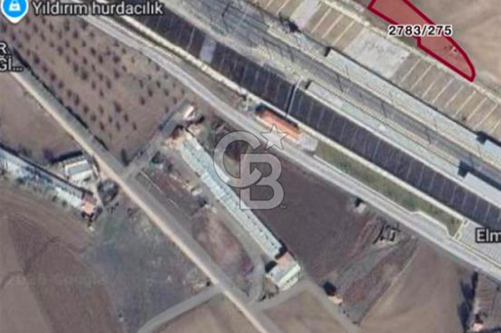 ELMADAĞ BAŞTAŞ ÇİMENTO KARŞISI Y.HIZLI TREN YOLU YANINDA TARLA