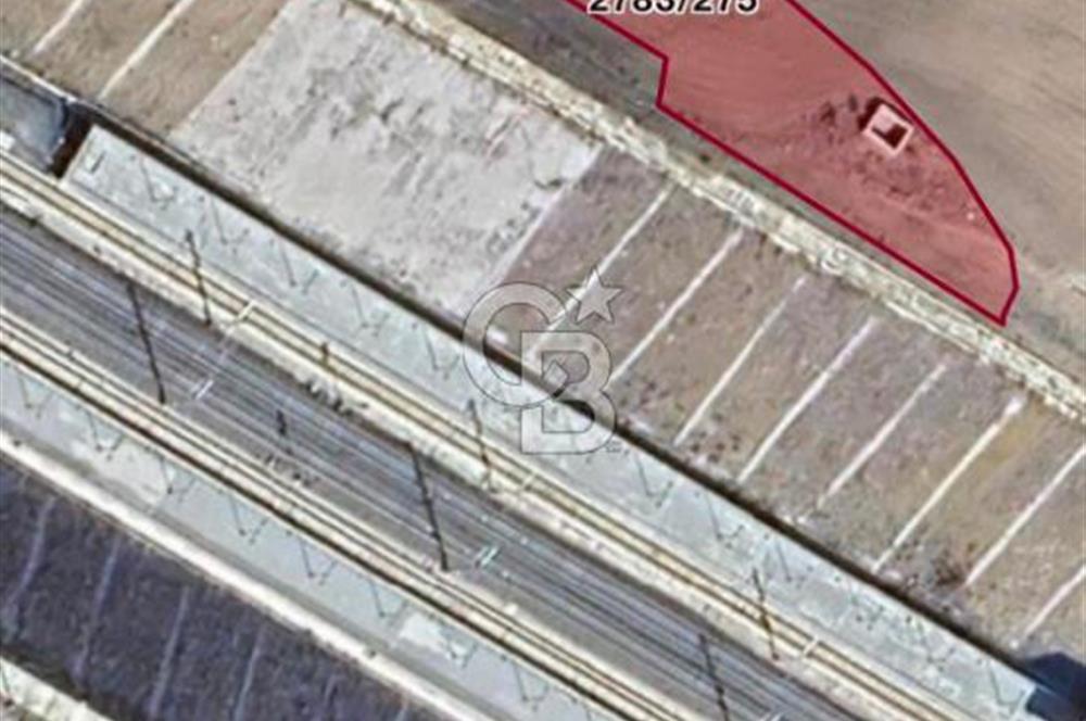 ELMADAĞ BAŞTAŞ ÇİMENTO KARŞISI Y.HIZLI TREN YOLU YANINDA TARLA