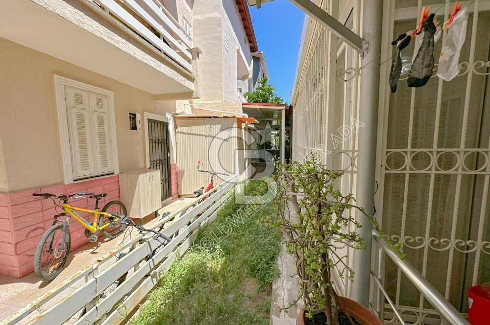 Güneş Tur Sitesi'nde Kat Mülkiyetli, Krediye Uygun 4+1 Tripleks Villa | Denize Yürüme Mesafesi