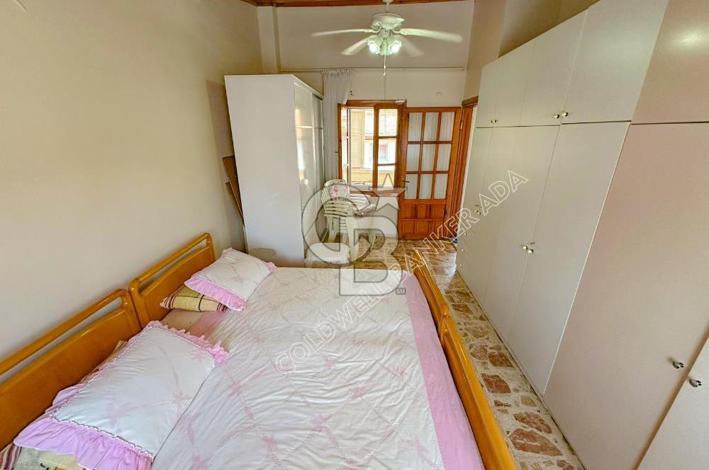 Güneş Tur Sitesi'nde Kat Mülkiyetli, Krediye Uygun 4+1 Tripleks Villa | Denize Yürüme Mesafesi