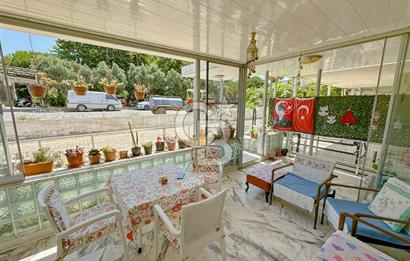 Güneş Tur Sitesi'nde Kat Mülkiyetli, Krediye Uygun 4+1 Tripleks Villa | Denize Yürüme Mesafesi