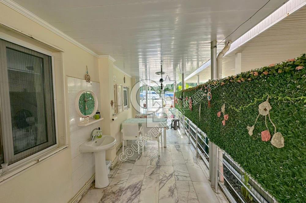 Güneş Tur Sitesi'nde Kat Mülkiyetli, Krediye Uygun 4+1 Tripleks Villa | Denize Yürüme Mesafesi