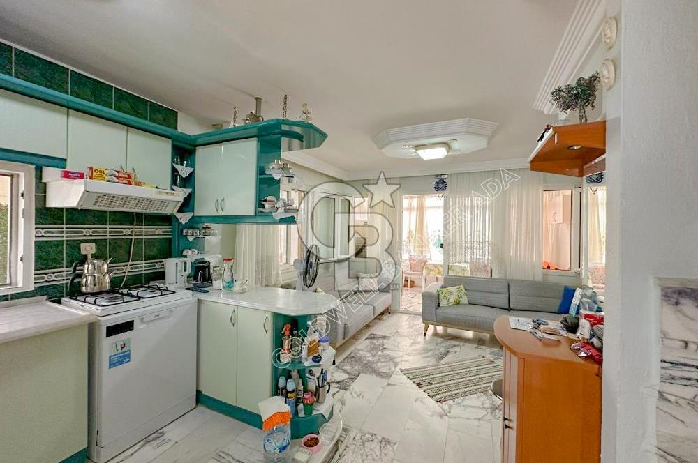 Güneş Tur Sitesi'nde Kat Mülkiyetli, Krediye Uygun 4+1 Tripleks Villa | Denize Yürüme Mesafesi