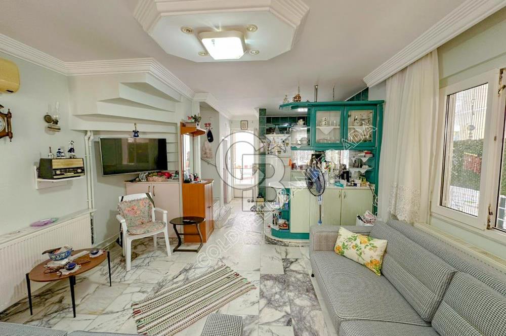 Güneş Tur Sitesi'nde Kat Mülkiyetli, Krediye Uygun 4+1 Tripleks Villa | Denize Yürüme Mesafesi