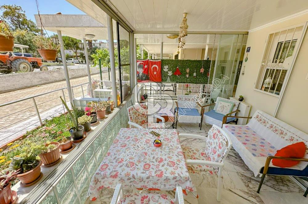 Güneş Tur Sitesi'nde Kat Mülkiyetli, Krediye Uygun 4+1 Tripleks Villa | Denize Yürüme Mesafesi