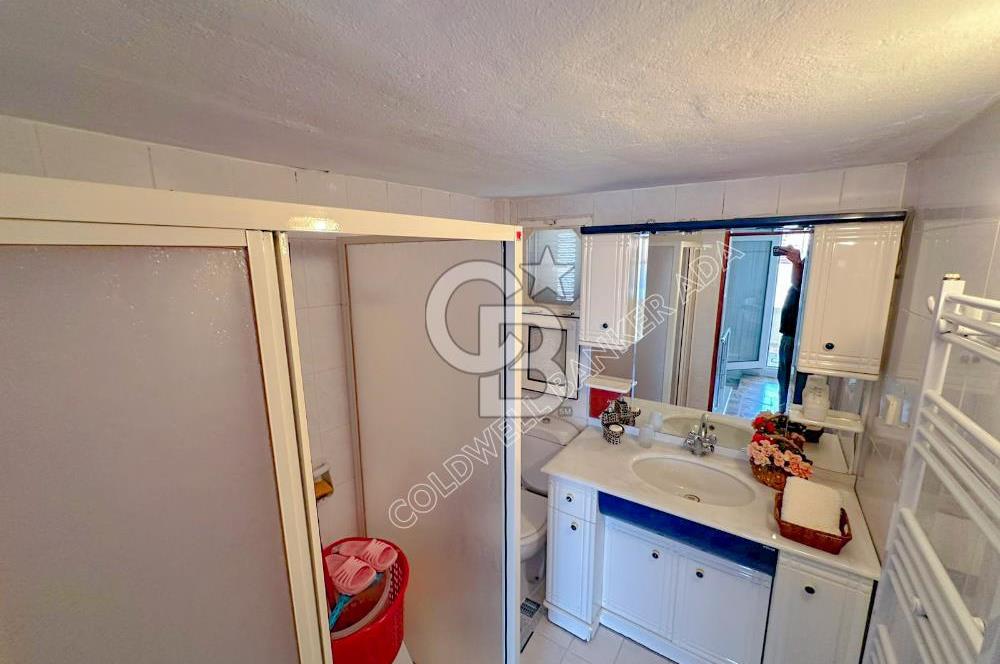 Güneş Tur Sitesi'nde Kat Mülkiyetli, Krediye Uygun 4+1 Tripleks Villa | Denize Yürüme Mesafesi
