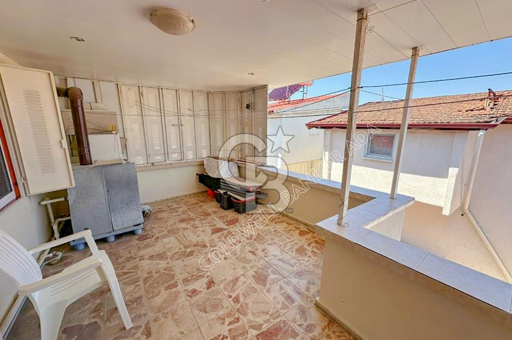 Güneş Tur Sitesi'nde Kat Mülkiyetli, Krediye Uygun 4+1 Tripleks Villa | Denize Yürüme Mesafesi