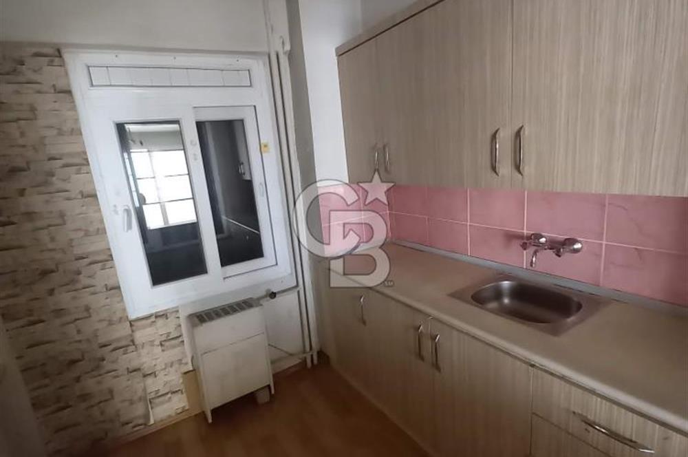 Bahçelievler Metro Yakınında Otoparklı 3+1 Kiralık Daire