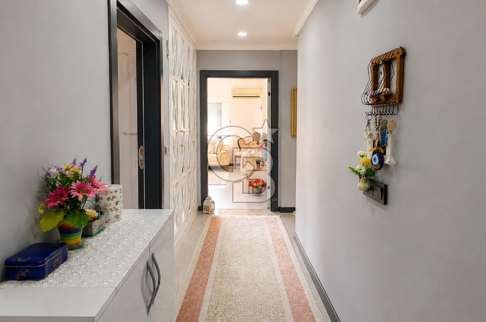 KADIKÖY'DE SATILIK 2+1 FULL TADİLATLI ARA KAT DAİRE