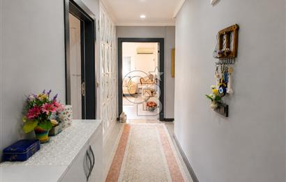 KADIKÖY'DE SATILIK 2+1 FULL TADİLATLI ARA KAT DAİRE