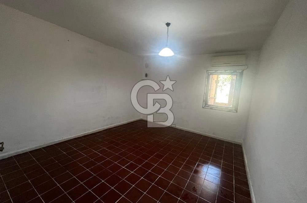 BODRUM YAHŞİ'DE SAHİLE 50 MT EŞYASIZ 2+1 KİRALIK DAİRE