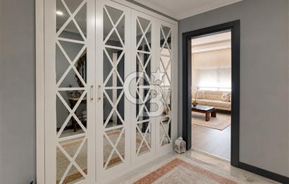 KADIKÖY'DE SATILIK 2+1 FULL TADİLATLI ARA KAT DAİRE
