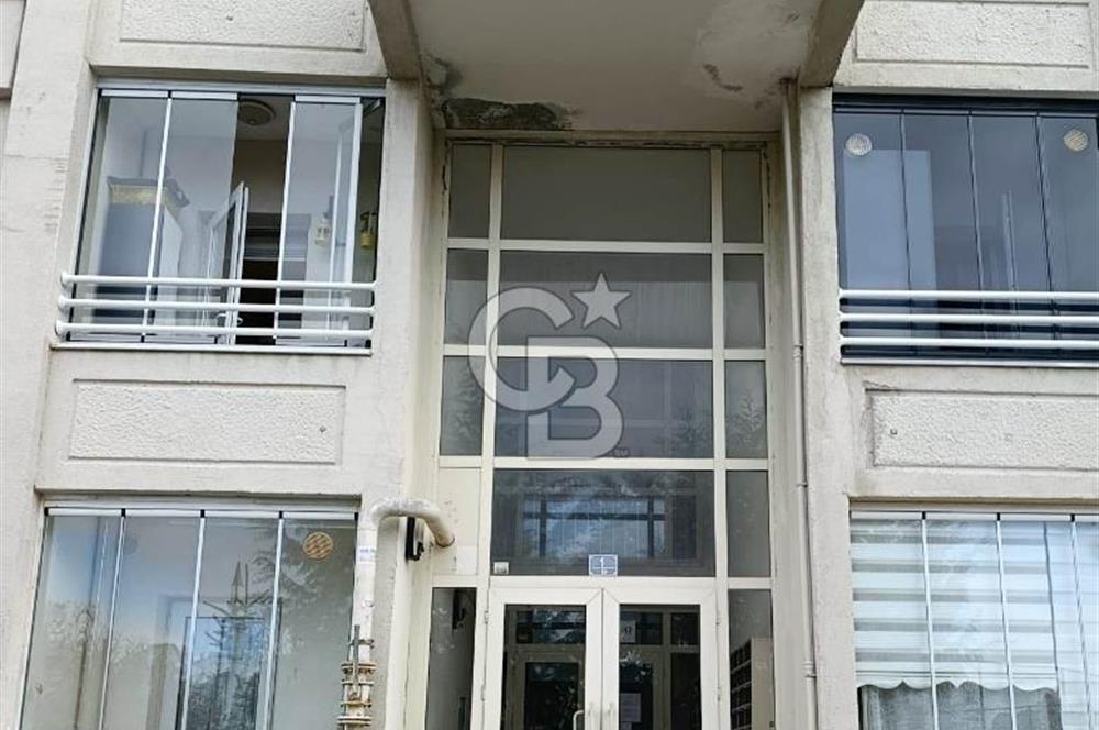 ANKARANIN YILDIZI YAPRACIKTA TOKİ BLOKLARINDA SATILIK DAİRE